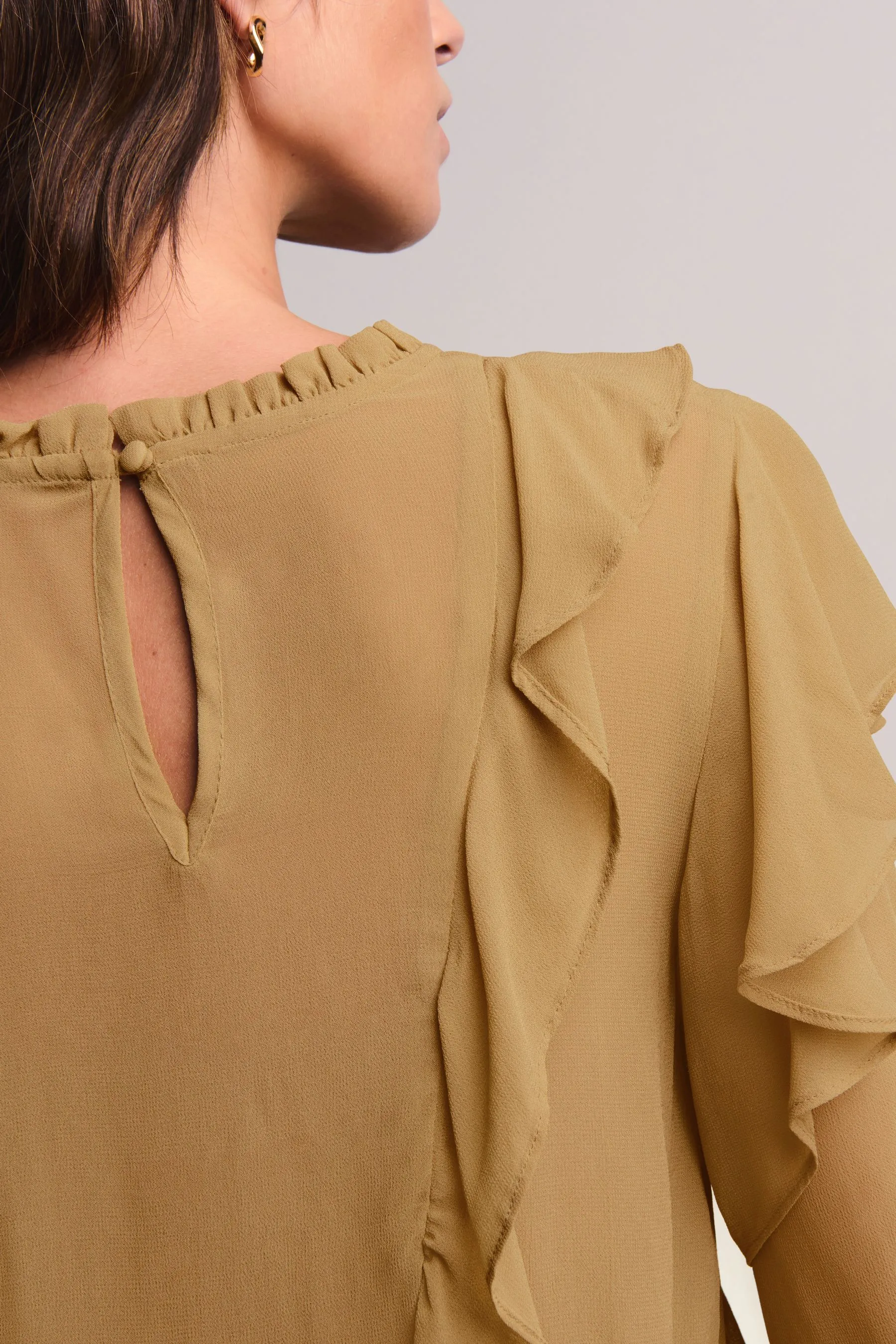 Blusa a maniche lunghe con ruches    