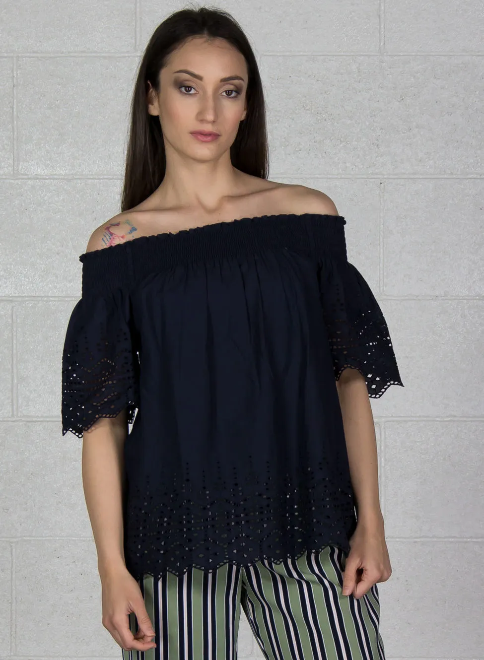 blusa con pizzo sangallo