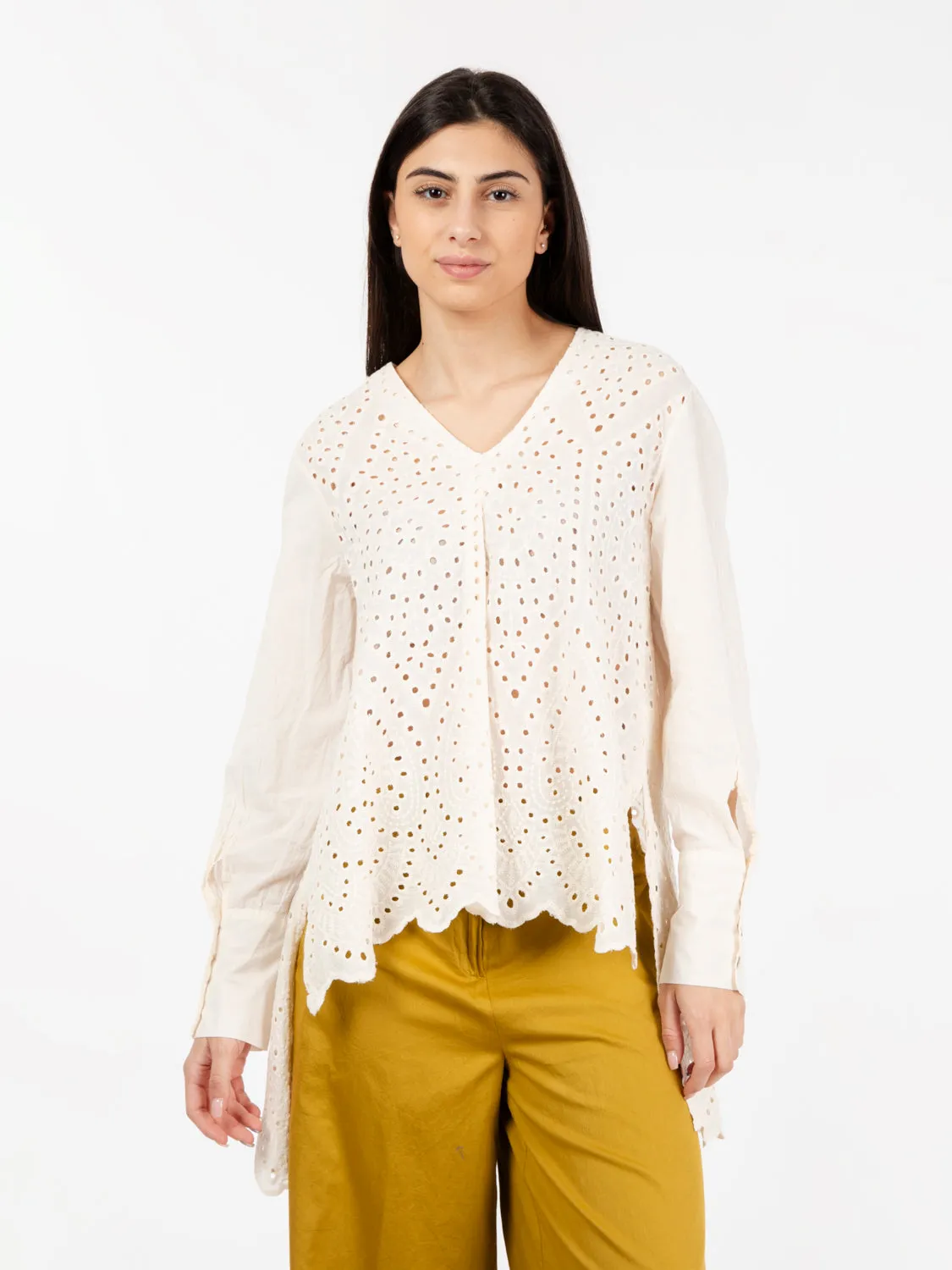 Blusa in sangallo burro