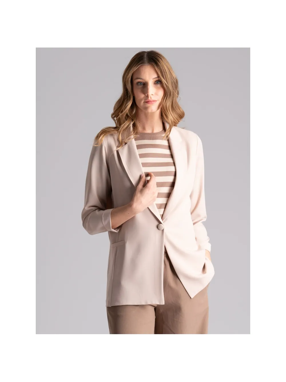 Giacca donna fluida stile blazer color sabbia