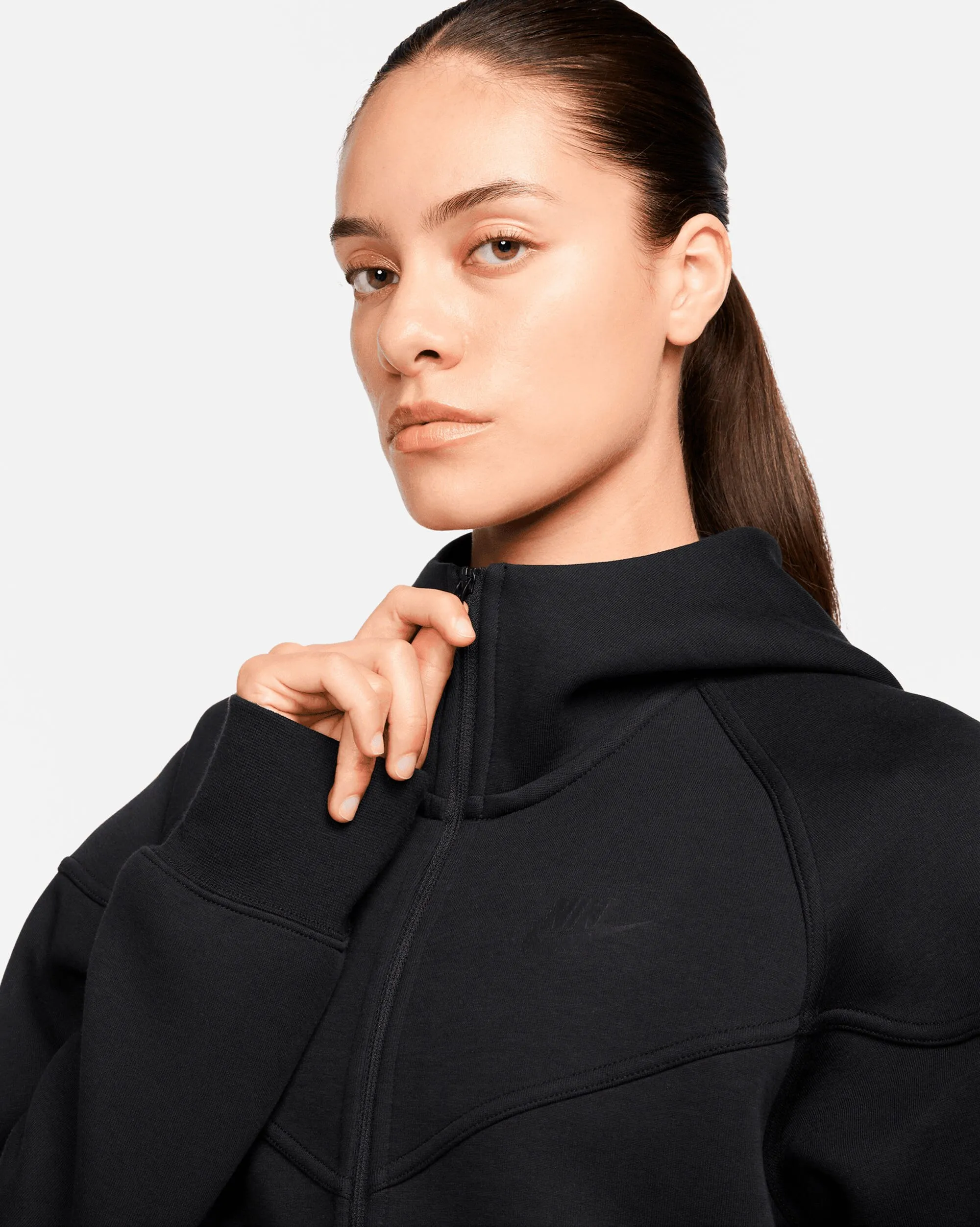 Nike Felpa Con Cappuccio Sportswear Tech Fleece Windrunner Full-Zip Nero Donna